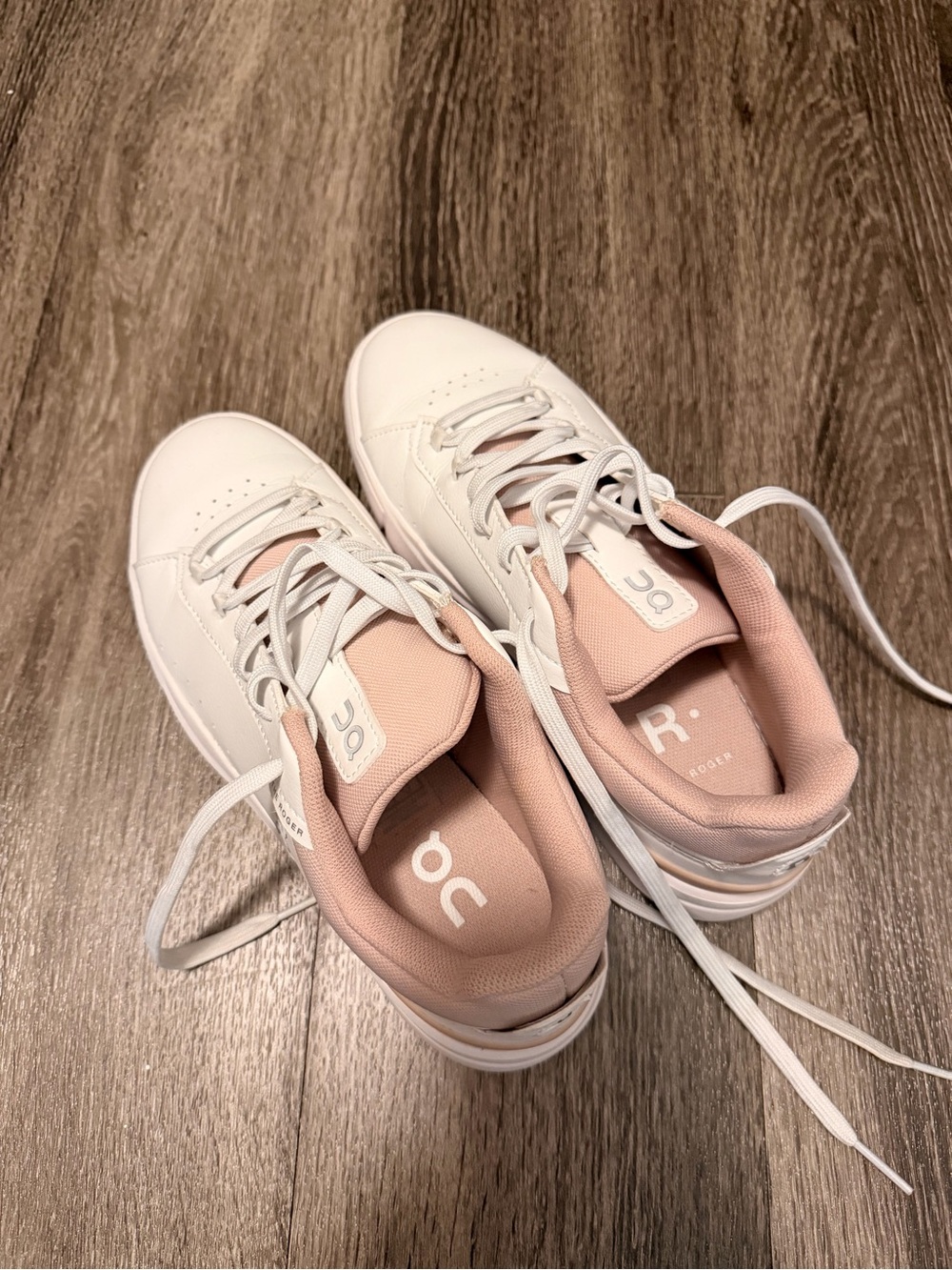 On Running Women's Sneakers in White and Blush - Picture 1 of 3